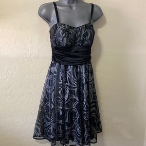 E & M Richards Black With silver accent Size 6 Dress